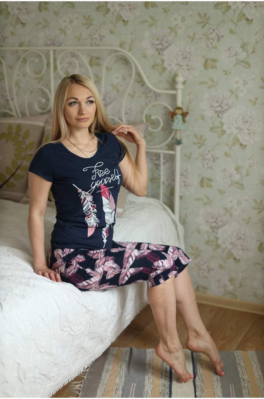 Пижама Рианна (футболка и бриджи)